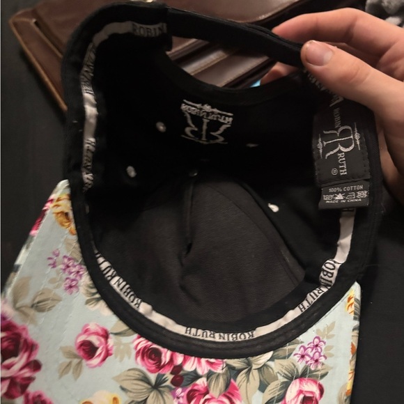 Maui Floral Cap - Picture 13 of 13